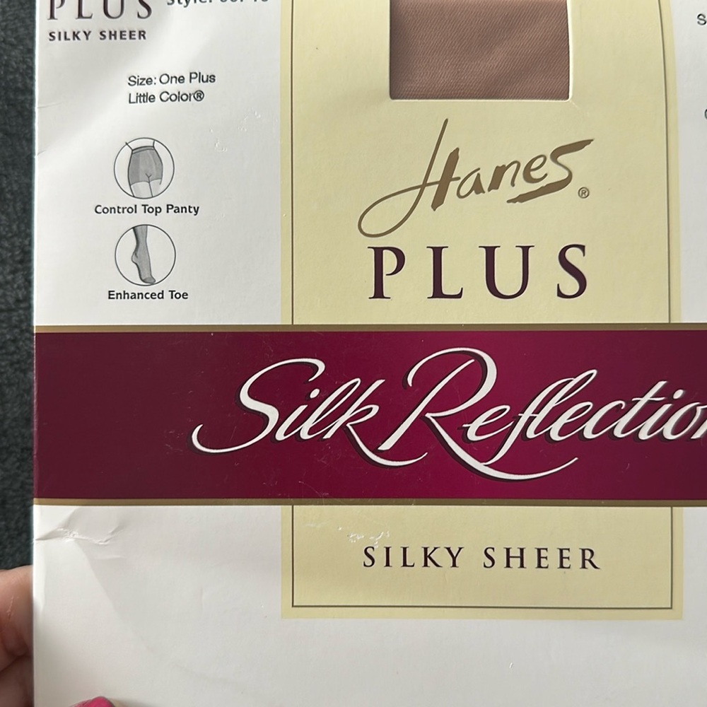 Hanes Silk Reflections One Plus Little Color Pantyhose, NWT